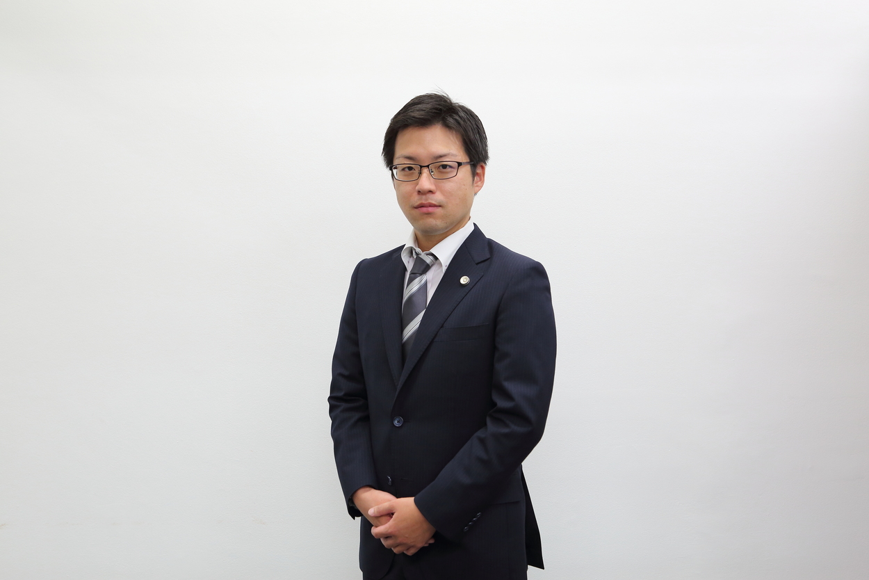 弁護士 山岡 慎二